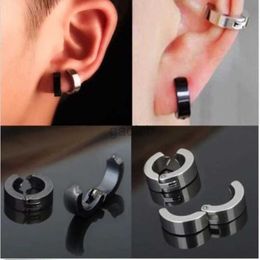 Hoop Huggie 1 pair of classic Korean punk stainless steel earrings suitable for men women black non perforated fake earrings and trendy Jewellery 24326