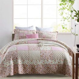 Chausub - Floral Cotton Quilt Patterned Down Quilt, Large Summer Bed Cover, 3-piece Set