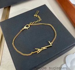 Original designer Girls women letter bracelets elegant Love 18K Gold Bangles Y charm bracelet Fashion Jewellery Lady Party ARNI0