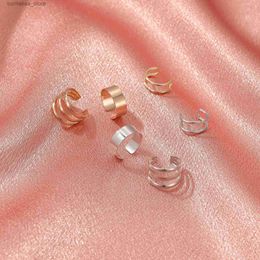 Ear Cuff Ear Cuff New 3Pcs/Set Fashion Simple Smooth Earbone Clip Earrings Suitable for Women Non Perforated Earrings Exquisite Jewelry Gifts Y240326