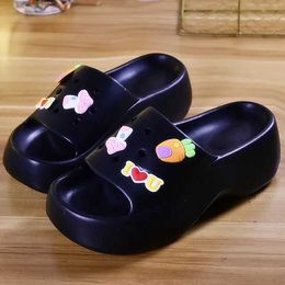 Slippers Slippers New Fashion Platform Korean Version Increase Womens Shoes Wedge Cartoon Cute Outdoor Flip Flops Slides 2023 H240326L51O