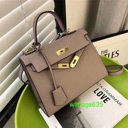 Ky Tote Bags Trusted Luxury Leather Handbag Popular Small Bag 2024 New Trendy and Advanced One Shoulder Womens Bag Crossbody Versatile Ins Fas have logo HB0Y