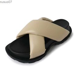 Sandals Spring Female Home Slippers 2024 New Genuine Leather Platform Sandals with Cross Strap Design for Non slip Womens ShoesL2403