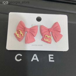 Charm Fashion Pink Bow Earring Charm 2023 New Style Women Stud Earrings Designer Gift Jewelry Fashion Exquisite Love 18K Gold Earrings Party Jewelry Wholesale Y2403