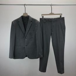 2024 Abiti da uomo Abiti da uomo occidentali firmati classica lettera stampa autunno cappotto outwear di lusso slim fit lettera patchwork pantaloni da donna vestito # a06