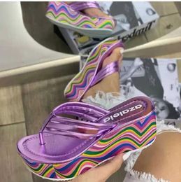 Terlik Terlik Yazları Yeni Fasion Style Ig Eel Flip Flops Kadınlar İçin BEAC Terlik H240326EE6B