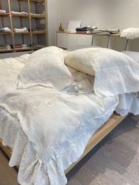 Bedding Sets Natural Cotton Linen Not Soft Vintage Jacquard Three Layers Yarn Lace Ruffles Set Duvet Cover Bed Sheet Pillowcases