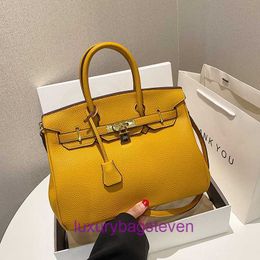 Factory Outlet Wholesale Hremms Birkks Tote bags for sale Trendy Bag 2024 Winter New Fashion Simple Handbag Leisure Womens Shoulder Personal With Real Logo