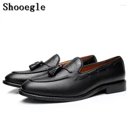 Casual Shoes SHOOEGLE Men Luxury Handmade Tassel Loafers Slip On Black Leather Gentleman Wedding Dress Business