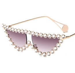 2019 fashion diamond frame cat eye sunglasses women luxury vintage triangle shades rhinestone sunglasses for female metal uv4002174184