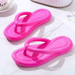 Slippers Slippers New Korean Style Fasion Flat eels Clip Toe Cut-outs Women Beac Flip-flops Ladies Jelly Soes Flip Flops H240327