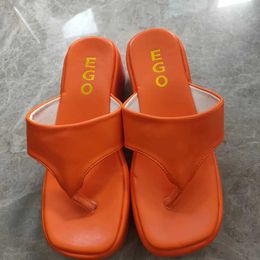 Terlik Terlik Kadınlar plaorm takozlar flip floplar yaz gündelik rahat slaytlar tasarımcısı Beac elbise sandaletleri 2023 Fasion Sport Soes H240326APll
