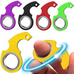 New Creative Keychain Fidget Spinner Antistress Fingertip Rotation Cool Keyring Relieving Boredom Anxiety Toys For Adults Kids