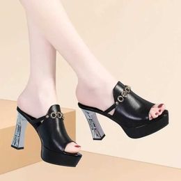 Slippers Slippers Block High Heels Slides Women Platform Shoes Summer 2024 Chunky Heart Leather Thick Sole for Office Wedding H240326OWHS