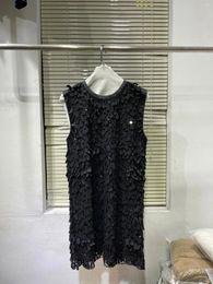 Casual Dresses 2024 Style Bling Embroidery Sequins Black Party Dress O Neck Sleeveless Fashion Zipper Straight Women