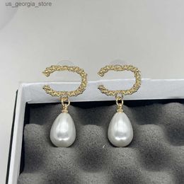 Charm Brand Packaging Designer Stud Earrings Charm Earrings for Womens Luxury 18K Gold Plated Style Jewellery Pearl New Wedding Birthday Gift Y240327