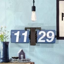 Table Clocks Vintage Mechanical Automatic Flip Clock With European Style Large Quartz Numbers Desk For Living Room Decoration