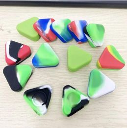 Wholesale nonstick Triangle Silicone Wax Container Box 1.5ml Silicone Jars Dry Herb Wax Box Container Dab Rigs