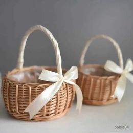 Storage Baskets 1Pc Simple Flower Basket With Handle Rattan Decorative Hanging Basket Picnic Storage Basket Home Cutlery Storage Supplies