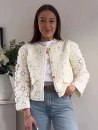 Elegant White Floral Hollow Out Knitted Cardigan for Women O Neck Single Breasted Sweater Coat 2024 Fashion Slim High Streetwear 240311