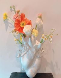 Vases Anatomical Heart Home Decor Crafts Flower Vase Nordic Style Art Sculpture Pot Desktop Plant Ornament Gifts2272101
