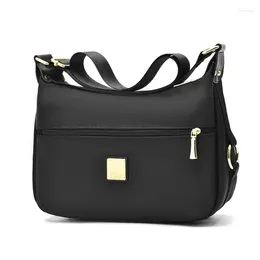 Shoulder Bags Selling Large Capacity Messenger Bag Women 2024 Oxford Cloth Simple Casual Fashion Canvas Women's