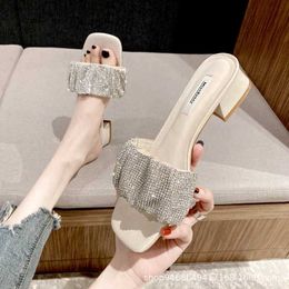 Slippers Slippers Crystal ig-eeled New Sandals Diamond Rinestone Outdoor Beac Soes Sexy Golden Woman Square Summer Footwear H240326ACS1