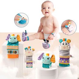 New Infant Rattle Toys 0 12 Month Newborn Cartoon Animals Plush Wrist Strap Rattles Baby Foot Finder Boy Girl Socks