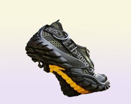 Unisex Wading Shoes Mens Summer Aqua Shoe Women Mountain Climbing Water Shoe Hiking QuickDry Seaside Sneakers Y2205184483594