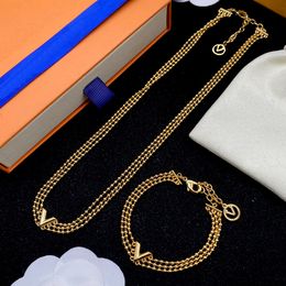 Designer Pendants Necklaces Bracelet 18K Gold Plated Luxury Brand Letter Choker Pendant Necklace Beads Chain Jewellery Accessories Gifts