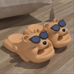 Summer Bear Slippers For Mens And Womens Cartoon Home Bathroom Non-Slip Platform Outdoor Sandals E5EI#