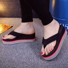 Slippers Slippers Summer Women Flip Flops Fasion Slope Tick Sand Beac Candy Color Wedges Plaorm Indoor Outdoor Comfortable H240326493J