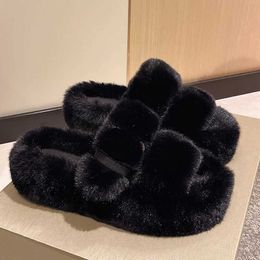 Slippers Winter fluffy slider womens indoor Soes 2024 new comfortable soft and warm fur Korean trend H240326XMBR