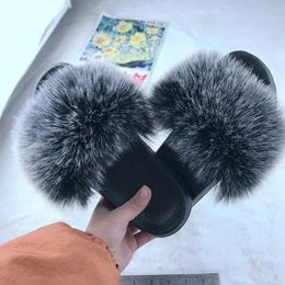 Slippers Slippers Fasion ome Outdoor Womens Fur Slide Soes Plus Fox Air Fluffy Sandals Winter Warmth H240326UW7A