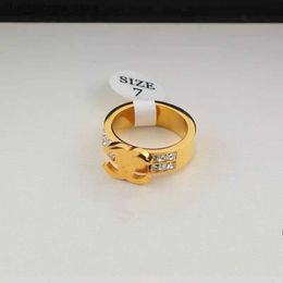 Band Rings No Box Fashion Women Designer Ring Double Row Drill Titanium Steel Luxury Couple Rings Printed Y240328