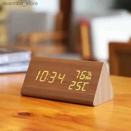 Desk Table Clocks LED humidity bedding charging time clock wooden alarm USB detection and temperature meter digital display24327