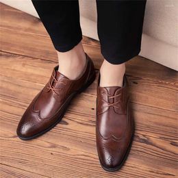Dress Shoes 44-45 Brown Comfortable Man White For Wedding Men's Casual Shose Sneakers Sports Advanced Interesting