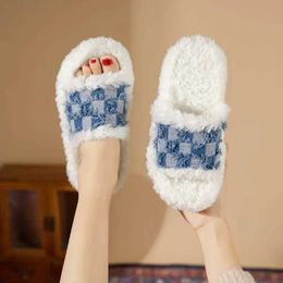 Slippers Slippers Plaid Fashion Womens Winter New Indoor Outdoor Plush Thick Bottom Non Slip Flat Casual Shoes 2024 H240327