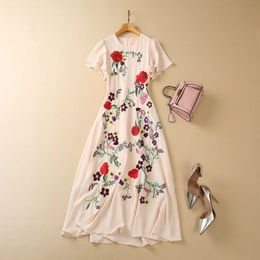 Casual Dresses European and American women's clothes 2023 spring new Lotus sleeve Floral heavy work embroidery fashion Pleated Dress XXL