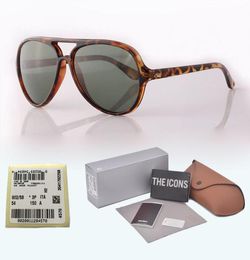 New arrival Brand Designer Classic sunglasses Men Women plank frame Metal hinge glass lens Retro Eyewear with cases and label5195339