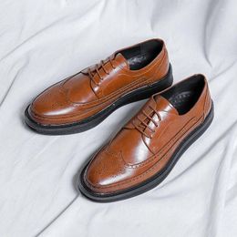 Casual Shoes Brand Block Carved Leather Men's Pointy Oxford Shoe Business Official Wedding Soft Man Dress