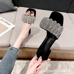 Slippers Slippers Crystal ig-eeled New Sandals Diamond Rinestone Outdoor Beac Soes Sexy Golden Woman Square Summer Footwear H240326S1JH