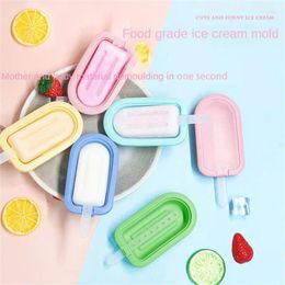 Baking Moulds 2/5pcs DIY Homemade Ice Cream Mould Silicone Mould Mini Long With Lid Cake Tray Icy Maker Tools Summer Kitchen Gadgets