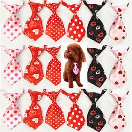 Dog Apparel 50PC/Lot Neckties For Valentine's Day Accessories Red Heart Cat Ties Pet Grooming Products