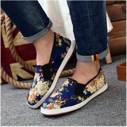 Casual Shoes Layers Bottom Fabric Traditional Flowers Men Old Beijing Hand Made Cloth Social Unique Boys Fashion Driving