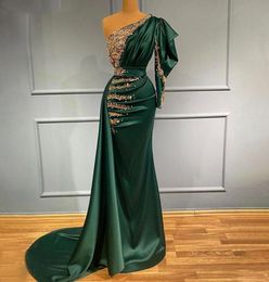 2022 Dark Green Mermaid Overskirts Prom Dresses Long Sleeve One Shoulder Beaded Evening Gowns Party Dress With Train9255806