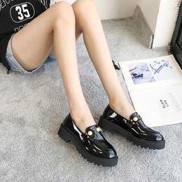 Casual Shoes Fad Slip On Women Oxfords Platform Woman Flats Patent Leather Bow Knot Pearl Heels Brogues Creepers Ladies Loafers