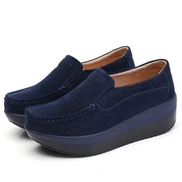 Platform Flat Shoes for Women Thick Sole Loafers Suede Leather Footwear Comfort Wedge Moccasins Slip on Casual 240312