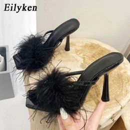 Pantofole Pantofole Eilyken Summer Fasion Fluffy Fur Donna Slide Sandali gladiatore femminili Party Banchetto Mule ig anguille Soes H240326VHDV