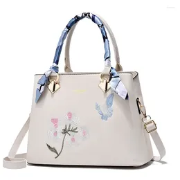 Evening Bags High Quality Simple Embroidered Shoulder Bag Women 2024 Selling Autumn All-match Large Capacity Messenger Handbag